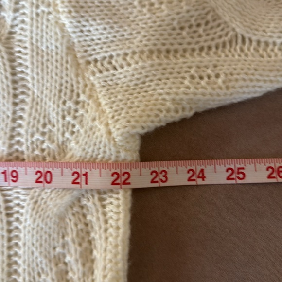 FASHION NOVA. NWT. Henderson Cable Knit Pullover Acrylic Sweater. Cream.… - Picture 9 of 10